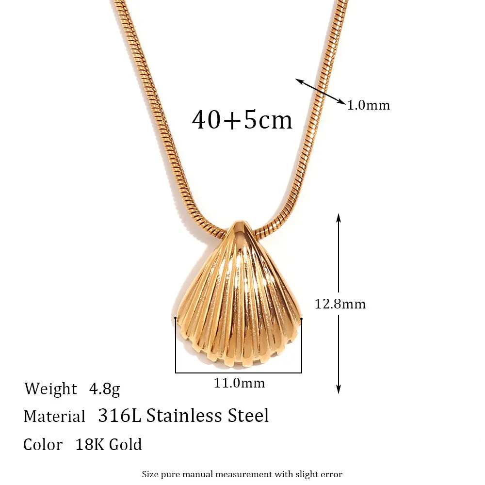 Fashion Fan-Shape Geometric Stainless Steel 18K Gold Plated Necklaces